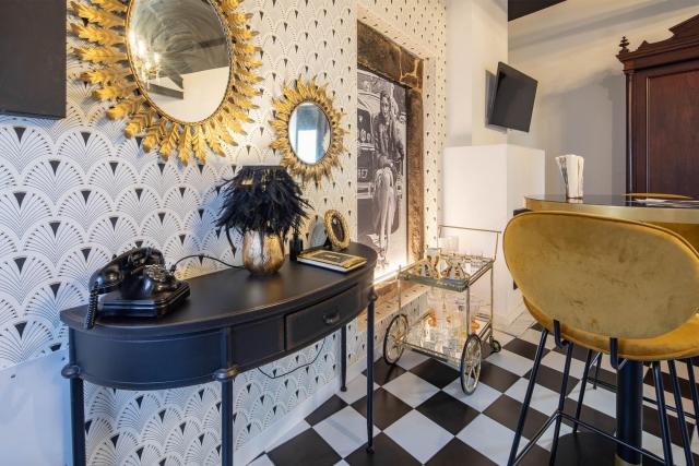 Sala de estar y aparador