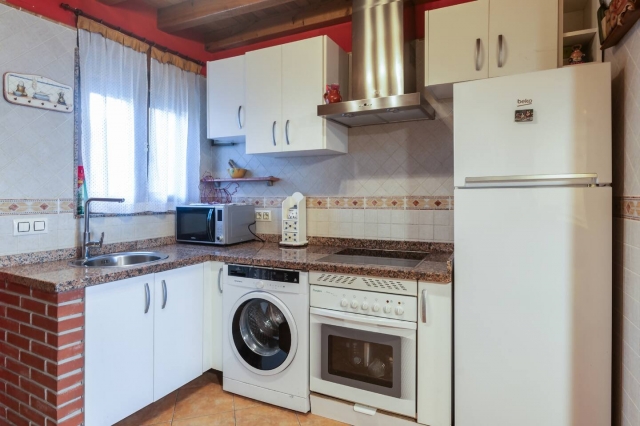 Cocina con encimera en L 