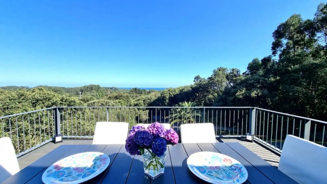 Amplia terraza con vistas