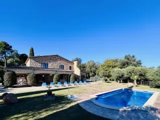 Can Boira CostaBravaSi- Piscina, A/C, BBQ, campo