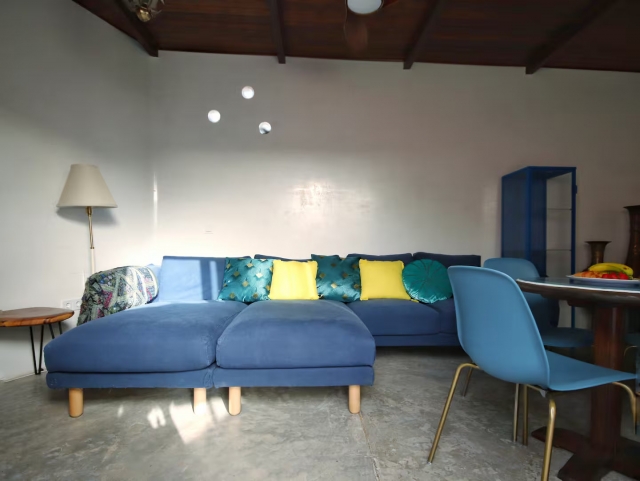 Sala de estar con sillones