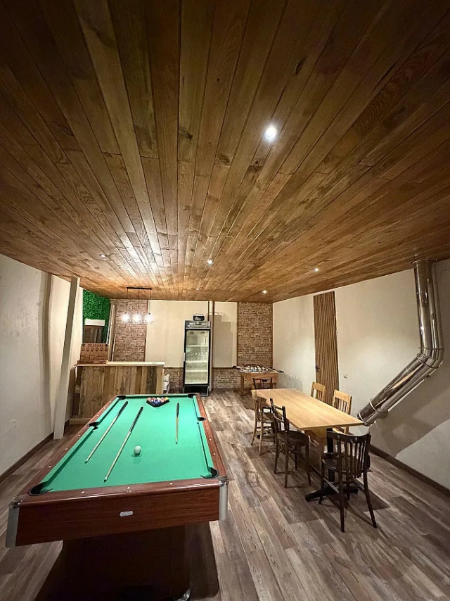 Salita de ocio con barra