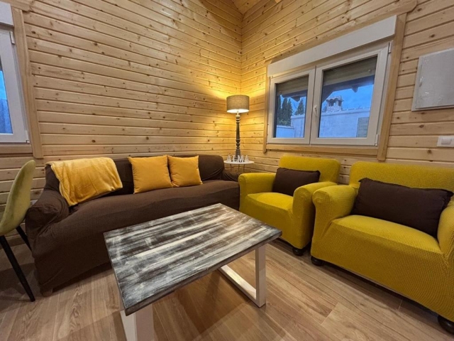 Sala amplia y los sillones