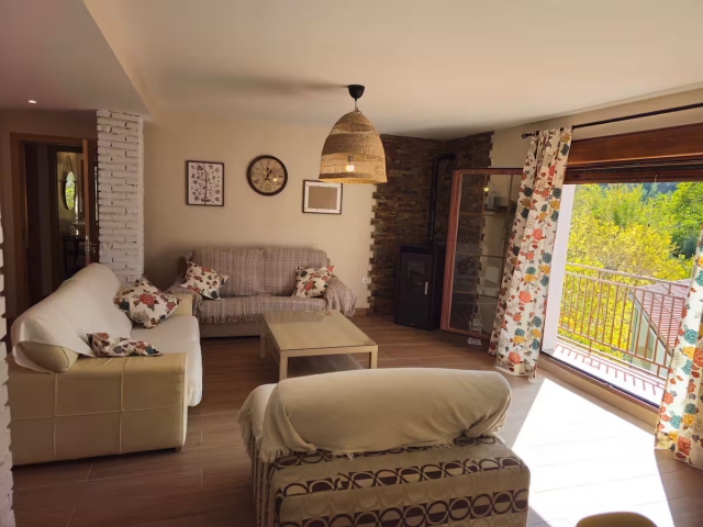 1 Sala amplia con vistas