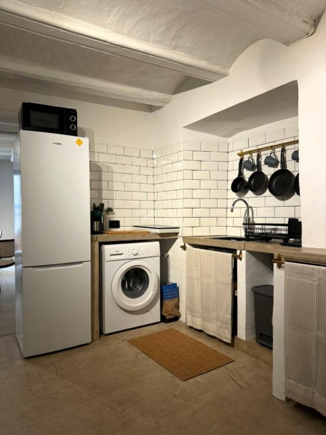 Cocina amplia con armarios