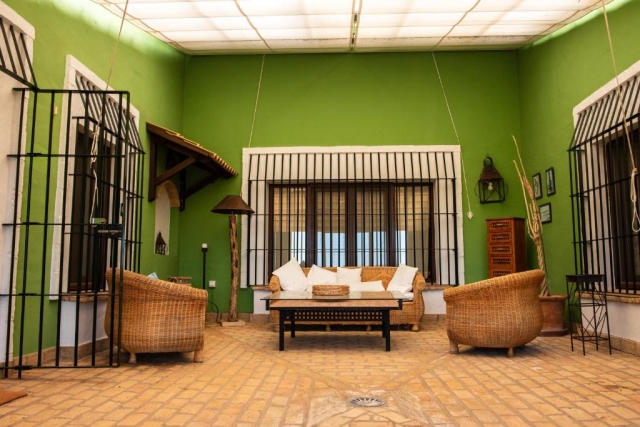 Vistas amplio patio en verde