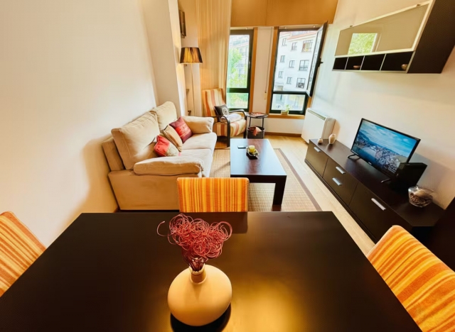 Sala agradable con vistas