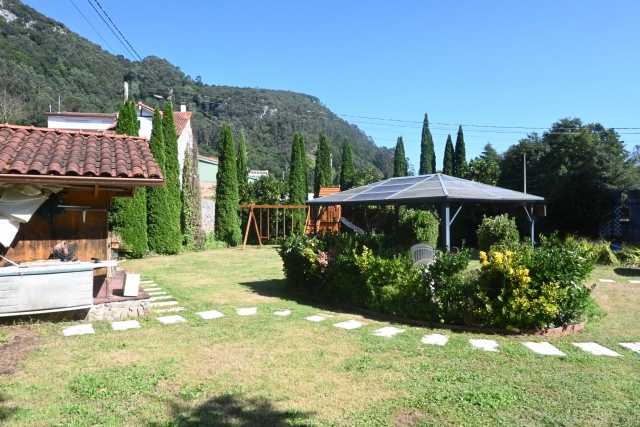 Amplios exteriores y juegos