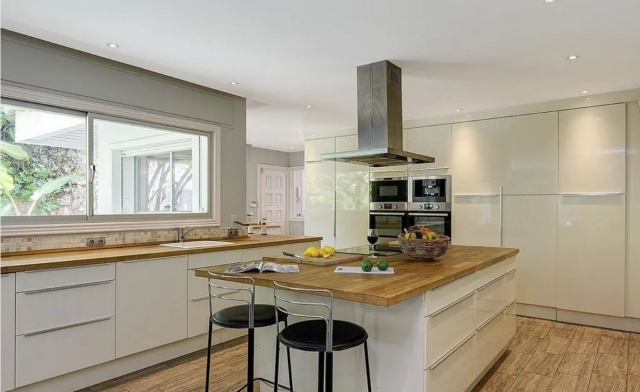 Cocina americana e isla