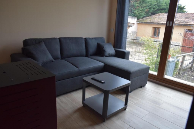 Sala amplia con vistas