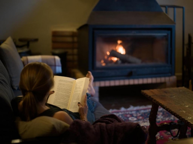 Sala  con la chimenea
