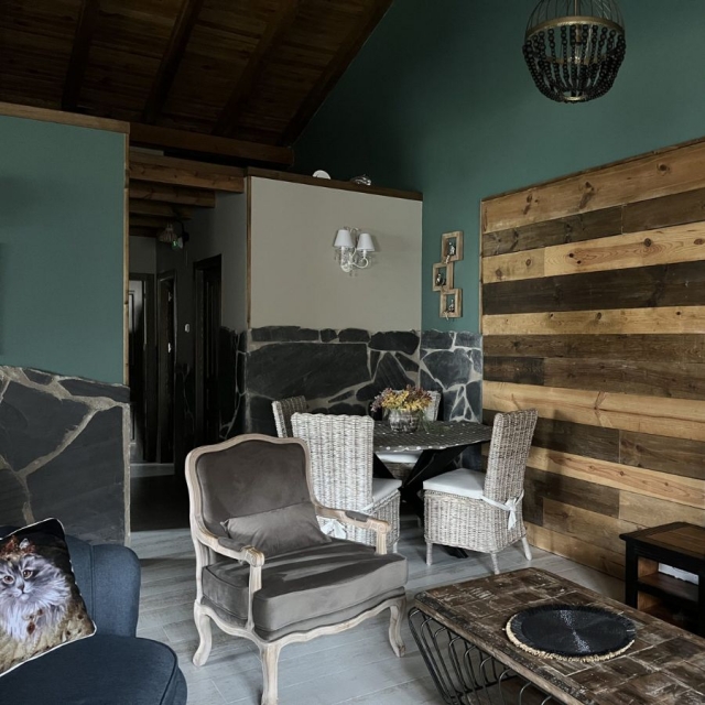 Sala de estar y mesa