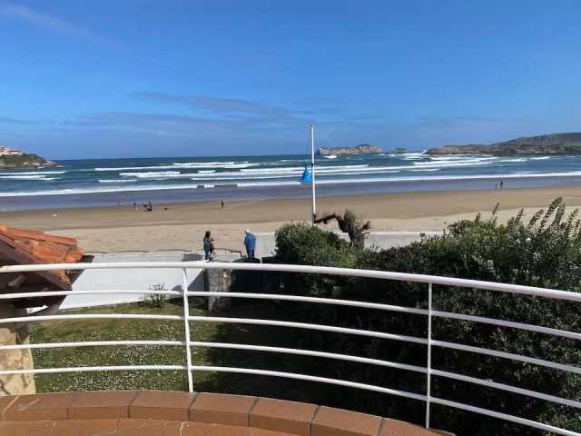 vista hacia el mar