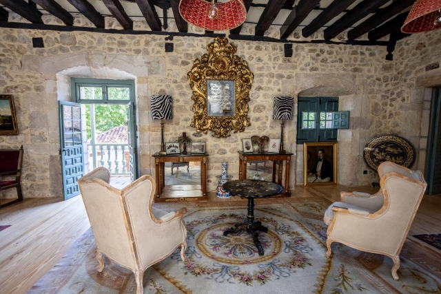 Sala de estar con sillones