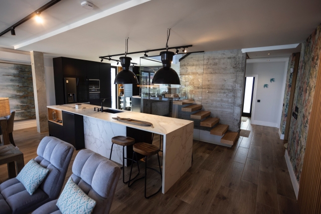 Cocina americana amplia