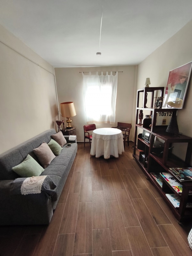 Salita de estar con mesa
