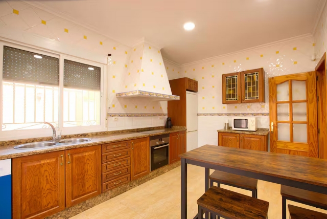 Cocina amplia 