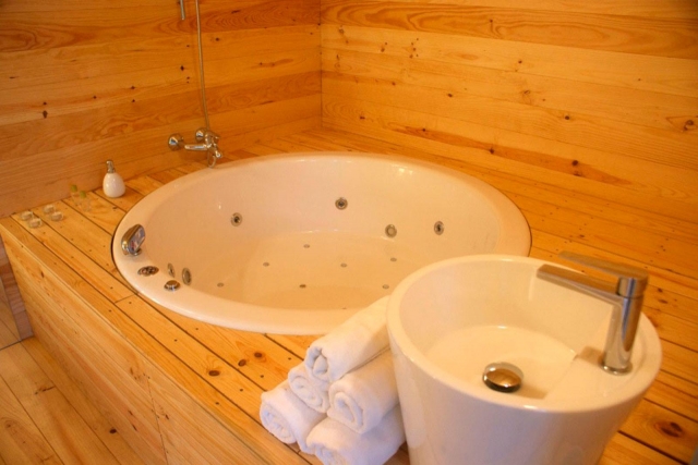 Carlos jacuzzi 