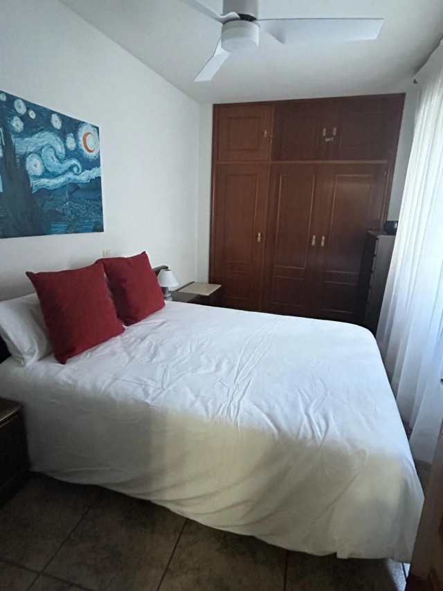 Dormitorio amplio 