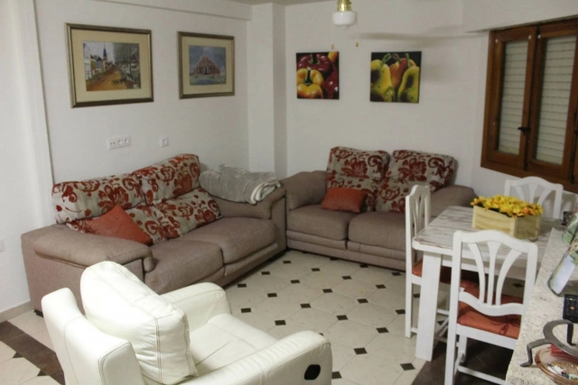 Sala de estar con sillones 