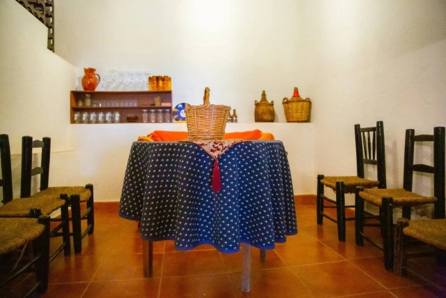 Comedor con mesa 