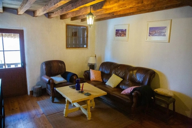 Sala de estar con sillones