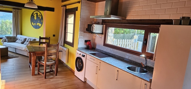 Cocina junto al salon
