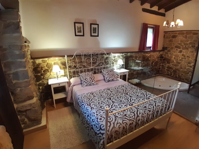 Dormitorio con hidromasaje