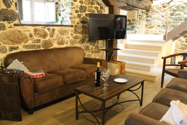 Sala de estar amplia