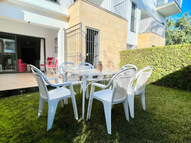 Amplia terraza exterior 