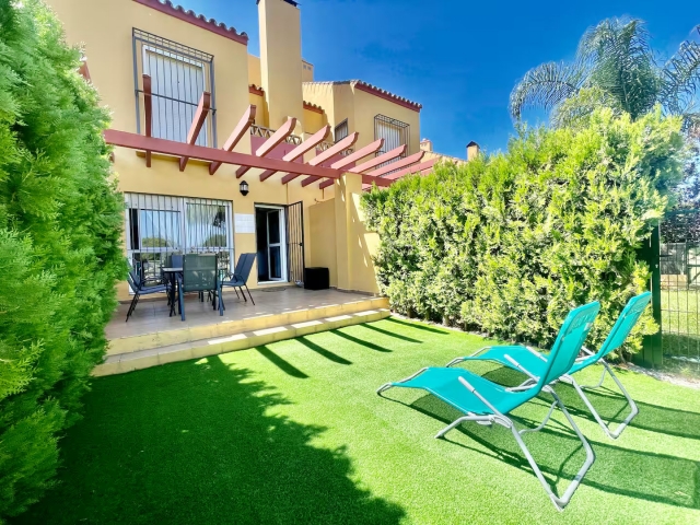Click Apartments- Albatros Golf 2