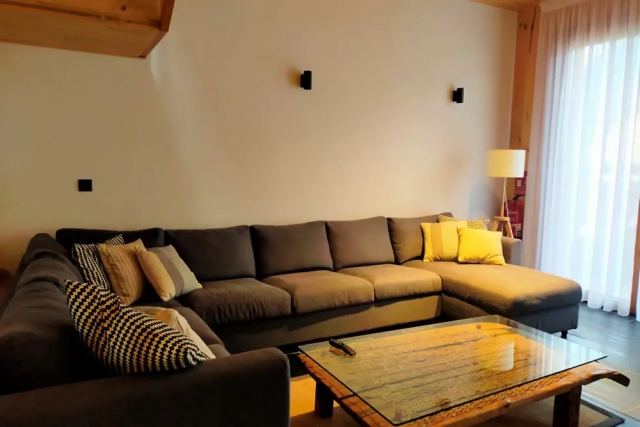 Sala de estar con sillones 