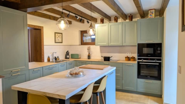 Cocina amplia con isla