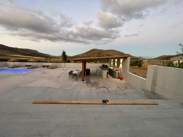 Pergola con barbacoa