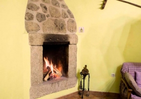 chimenea en esquina