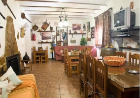 Casa Cueva Triana
