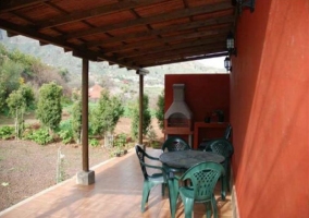 Piscina climatizada con cristaleras