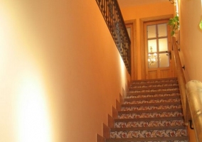 Escaleras al segundo piso