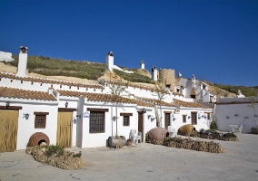 Cuevas La Atalaya. 10 personas