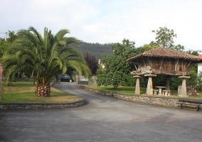 Fachada delantera de la vivienda