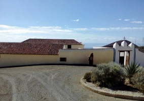 Entrada a la finca