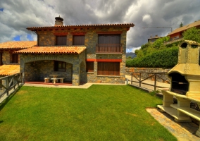 Casas Ordesa- Casa Tulipanes