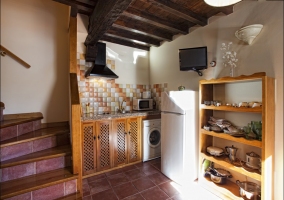 Cocina completa con televisión