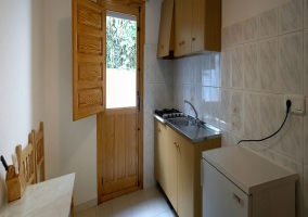 Cocina con acceso al patio interior