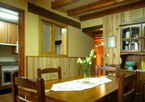 Comedor junto a cocina