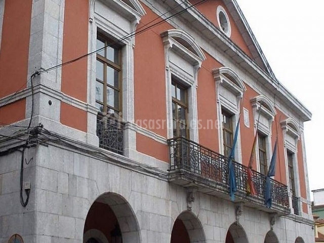 La Santina en Vallobal (Asturias)