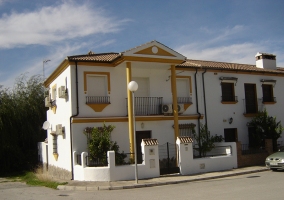 Salón con chimenea