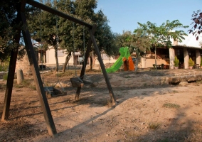 Columpios infantiles