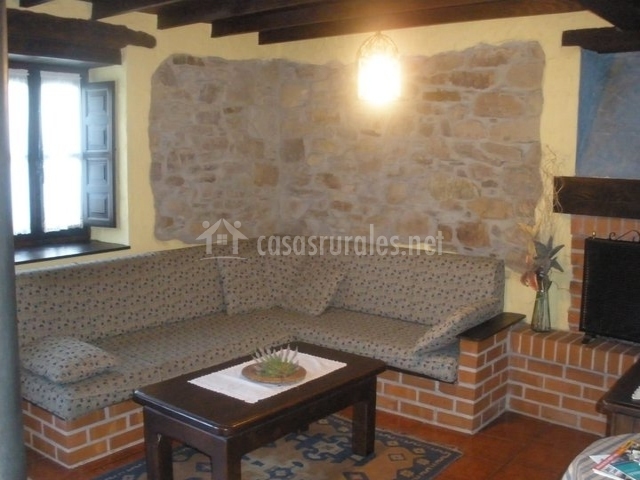 La casona del cura iv en villavaler (asturias)