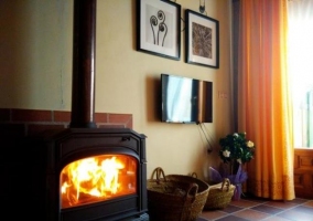 Disfruta del abrigo de la chimenea